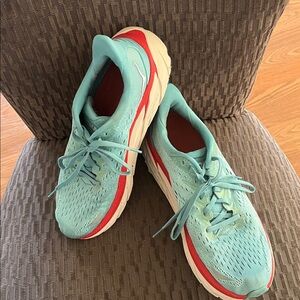 Hoka Clifton sneakers blue mesh upper